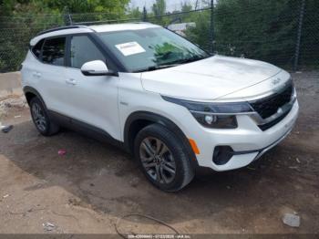  Salvage Kia Seltos
