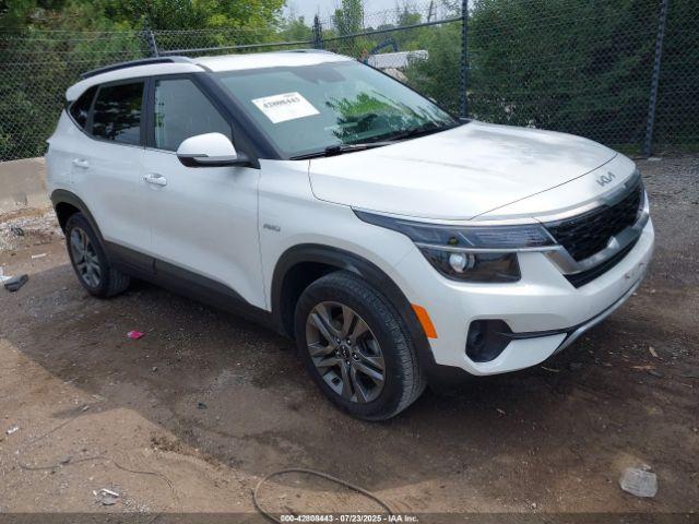 Salvage Kia Seltos