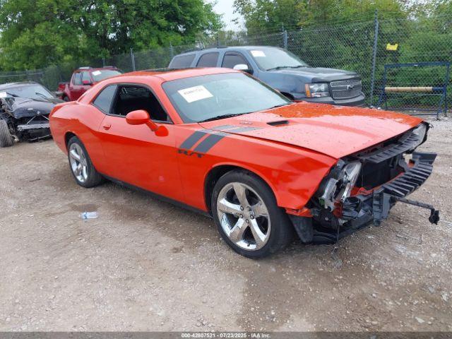  Salvage Dodge Challenger