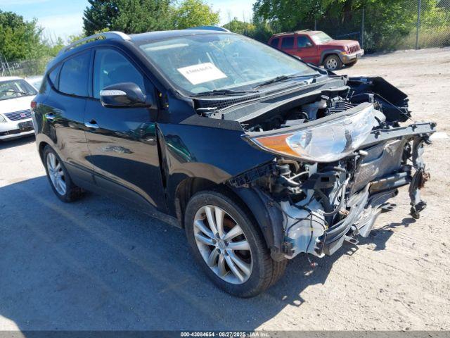  Salvage Hyundai TUCSON