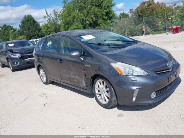  Salvage Toyota Prius v