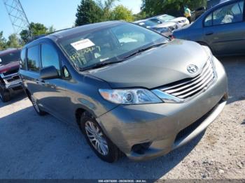  Salvage Toyota Sienna
