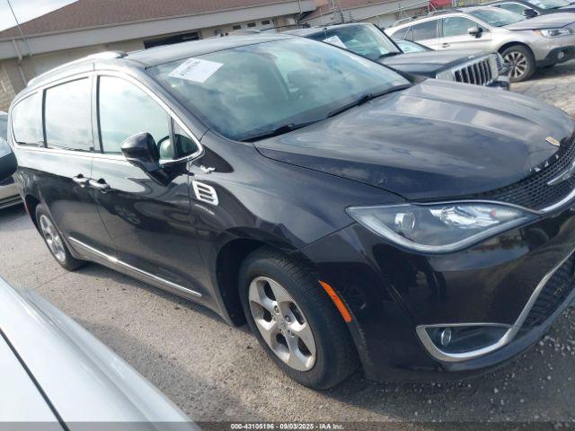  Salvage Chrysler Pacifica