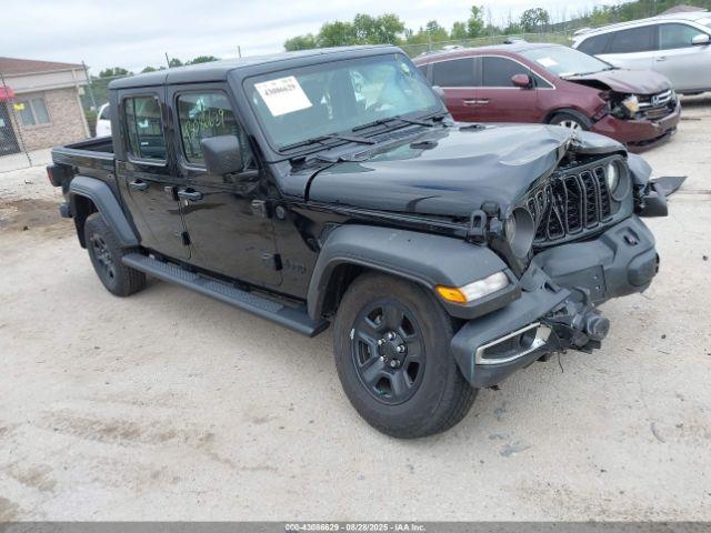  Salvage Jeep Gladiator