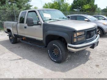  Salvage GMC Sierra 2500