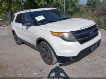  Salvage Ford Explorer