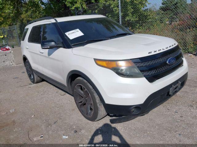  Salvage Ford Explorer