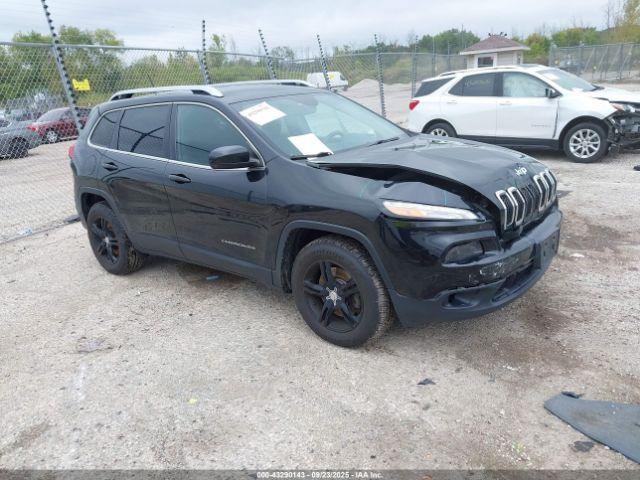  Salvage Jeep Cherokee