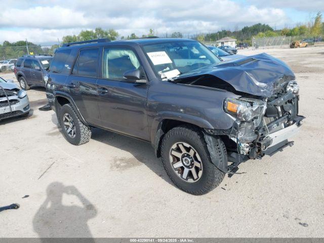  Salvage Toyota 4Runner