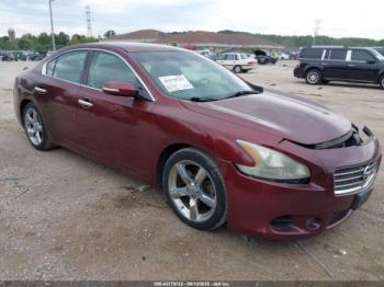  Salvage Nissan Maxima