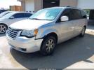 Chrysler Town & Country Touring Image 4