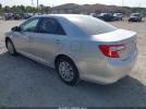 Toyota Camry Le Image 3