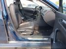 Volkswagen Passat Image 14
