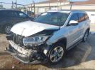 Toyota Highlander Limited Platinum Image 2