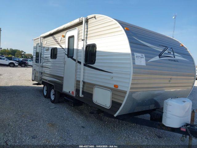  Salvage Crossroads Z1 Travel Trailer