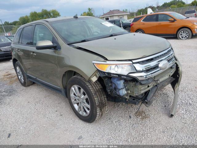  Salvage Ford Edge
