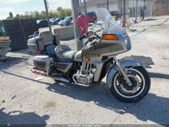  Salvage Honda Gl1100