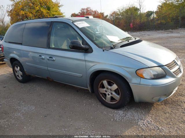  Salvage Dodge Grand Caravan