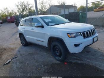  Salvage Jeep Grand Cherokee