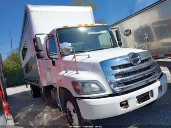  Salvage Hino 268 338