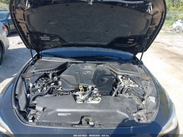 INFINITI Q60 Luxe Awd Image 9