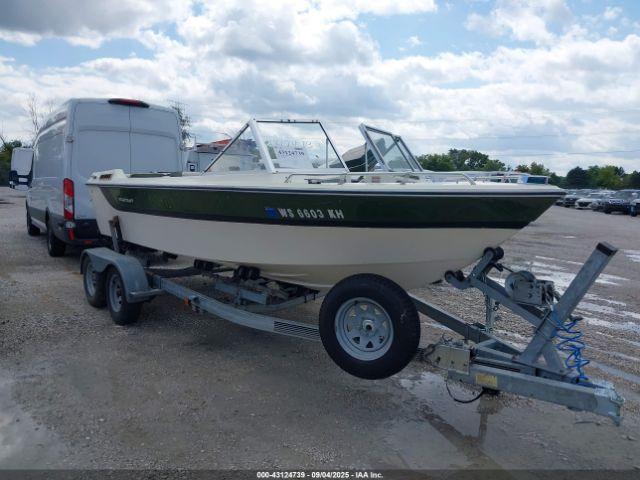  Salvage Starcraft 18 Feet