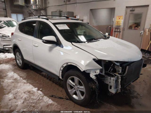  Salvage Toyota RAV4