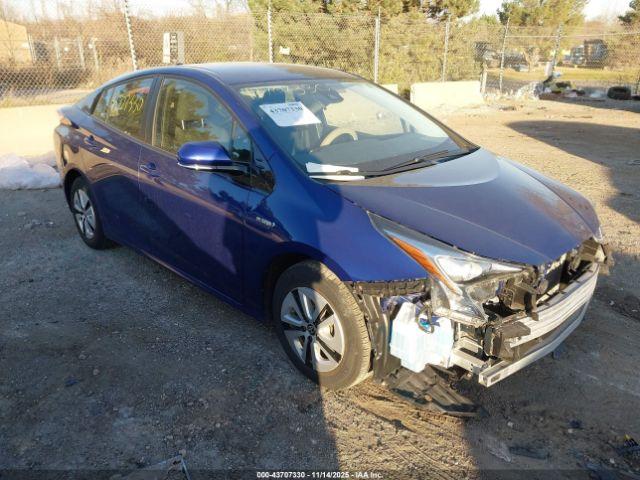  Salvage Toyota Prius