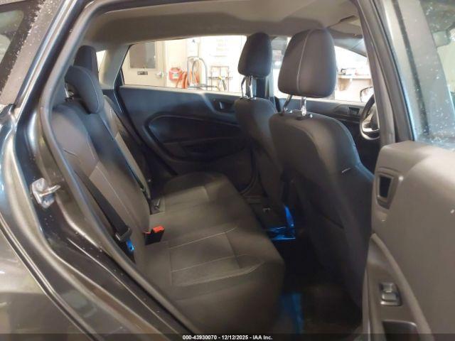 Ford Fiesta Se Image 8