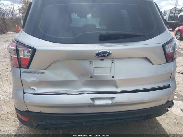 Ford Escape S Image 9
