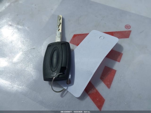 Ford Escape S Image 11