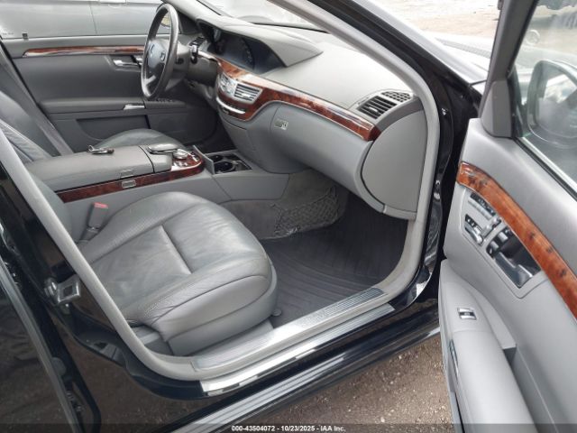 Mercedes-Benz S-Class 4matic Image 3