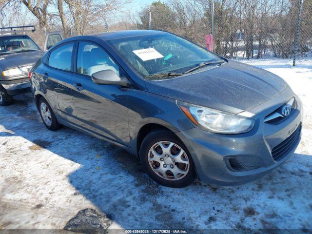  Salvage Hyundai ACCENT