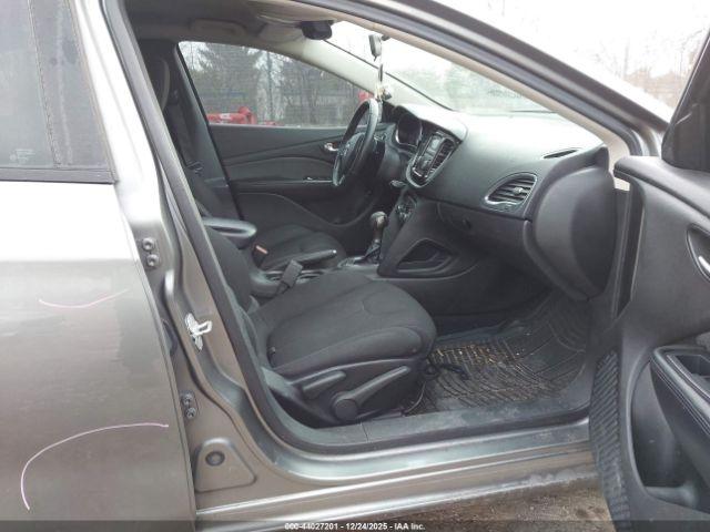 Dodge Dart Sxt Image 2