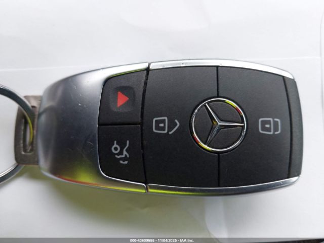 Mercedes-Benz GLC 4matic Suv Image 9