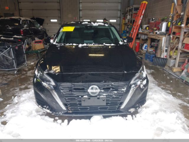 Nissan Altima Sv Intelligent Awd Image 11