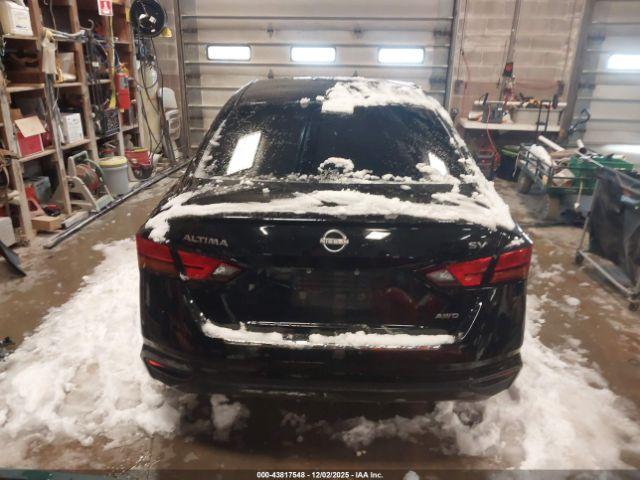 Nissan Altima Sv Intelligent Awd Image 15