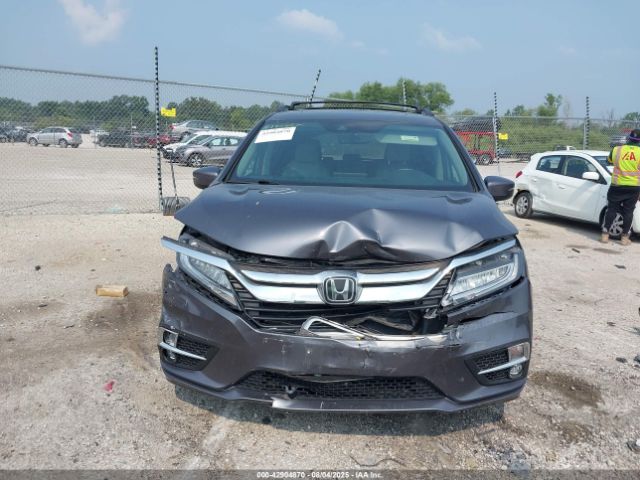 Honda Odyssey Touring Image 12