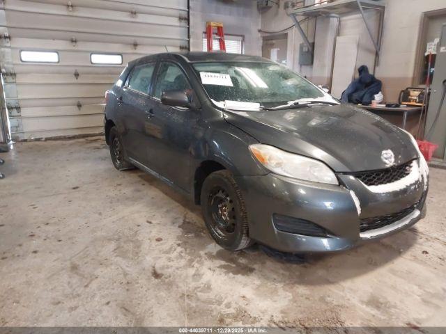 Salvage Toyota Matrix