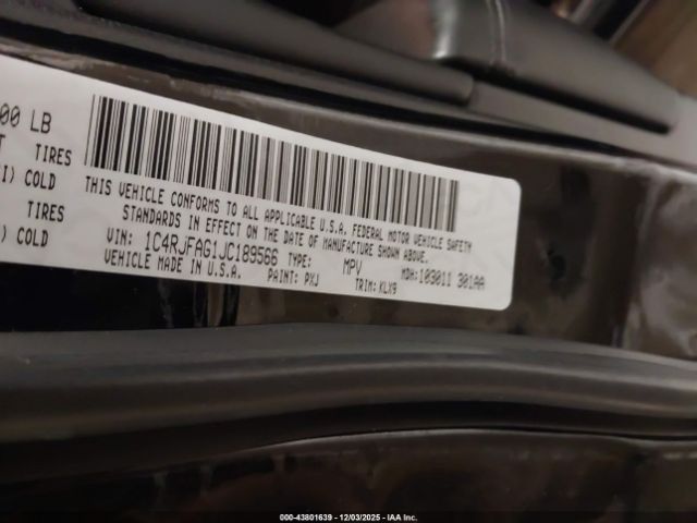 Jeep Grand Cherokee Altitude 4x4 Image 14