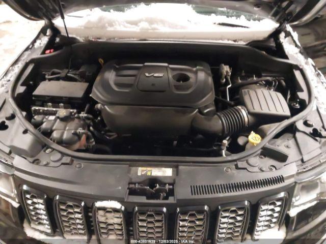 Jeep Grand Cherokee Altitude 4x4 Image 8