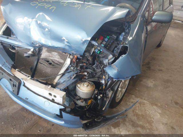 Toyota Prius Image 8