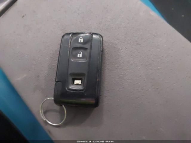 Toyota Prius Image 6