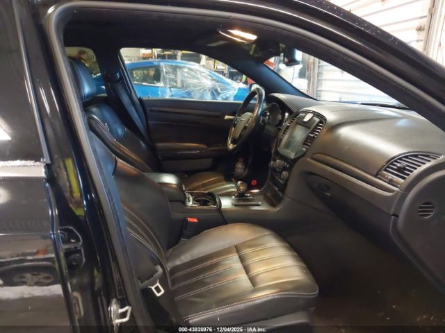 Chrysler 300 300s Image 15