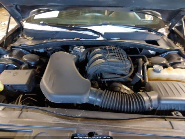 Chrysler 300 300s Image 12