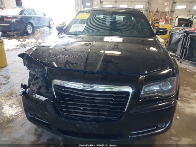Chrysler 300 300s Image 11