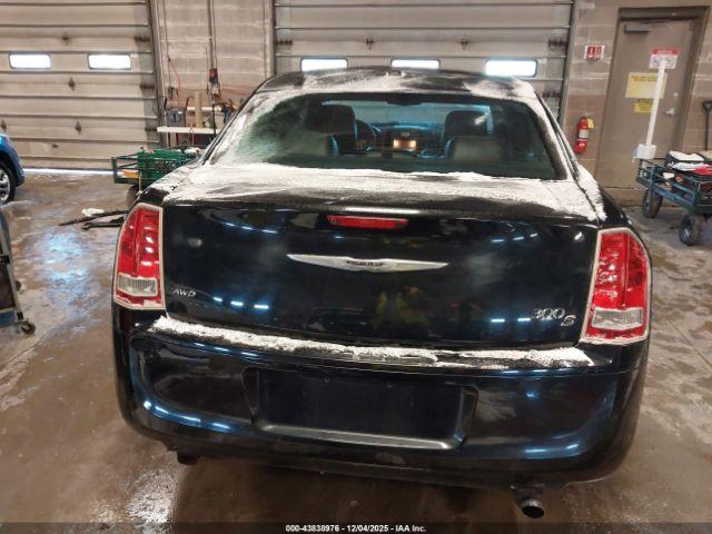 Chrysler 300 300s Image 14