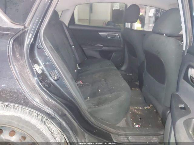 Nissan Altima 2.5 S Image 4