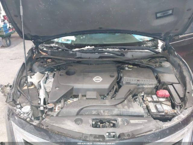 Nissan Altima 2.5 S Image 2