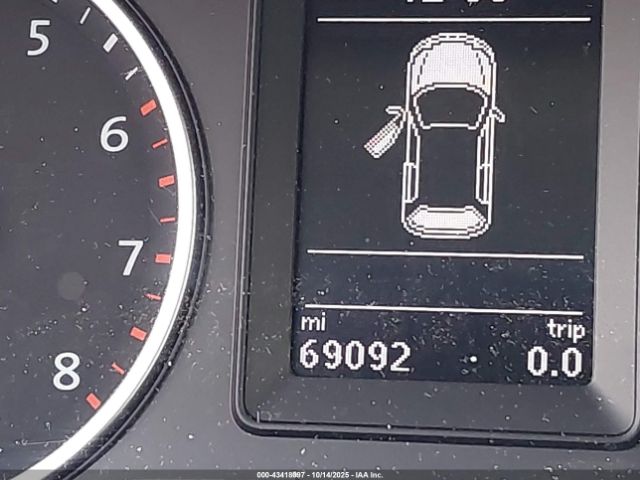 Volkswagen Tiguan 2.0t Image 3